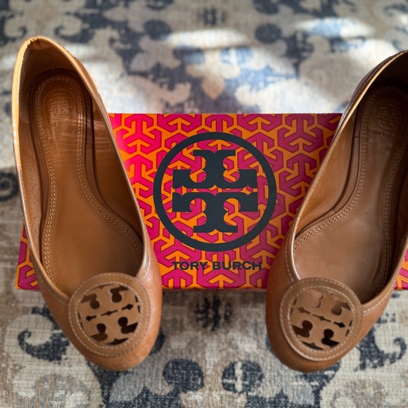 Tory Burch Louisa Ballet Flats - Picture 2 of 8